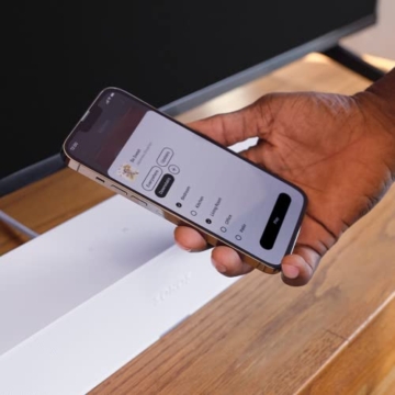 Sonos Ray Soundbar – Einzigartig kompakte All-in-One-Soundbar mit Blockbuster-Sound für Filme, Spiele und WLAN-Musikstreaming – Kompatibel App und Apple AirPlay – In Schwarz - 3